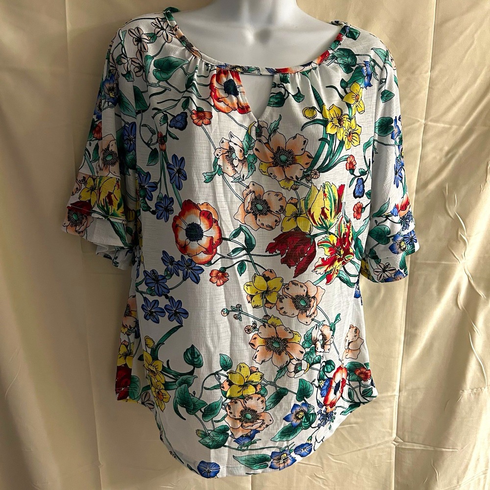 New medium seventh Avenue floral flair sleeve top #1703*8